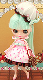 Petite Blythe Denizens of the Lake “Suzie Sugar Green”