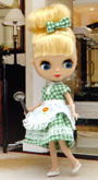 Petite Blythe Kitchen Queen