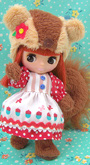 Petite Blythe Squiggly Squirrel