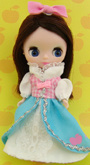 Petite Blythe Wake up Kiss